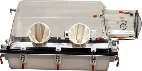 Plas Labs 818-GB "Basic" Glove Box: 104 cm B × 71 cm T × 66 cm H, 4...